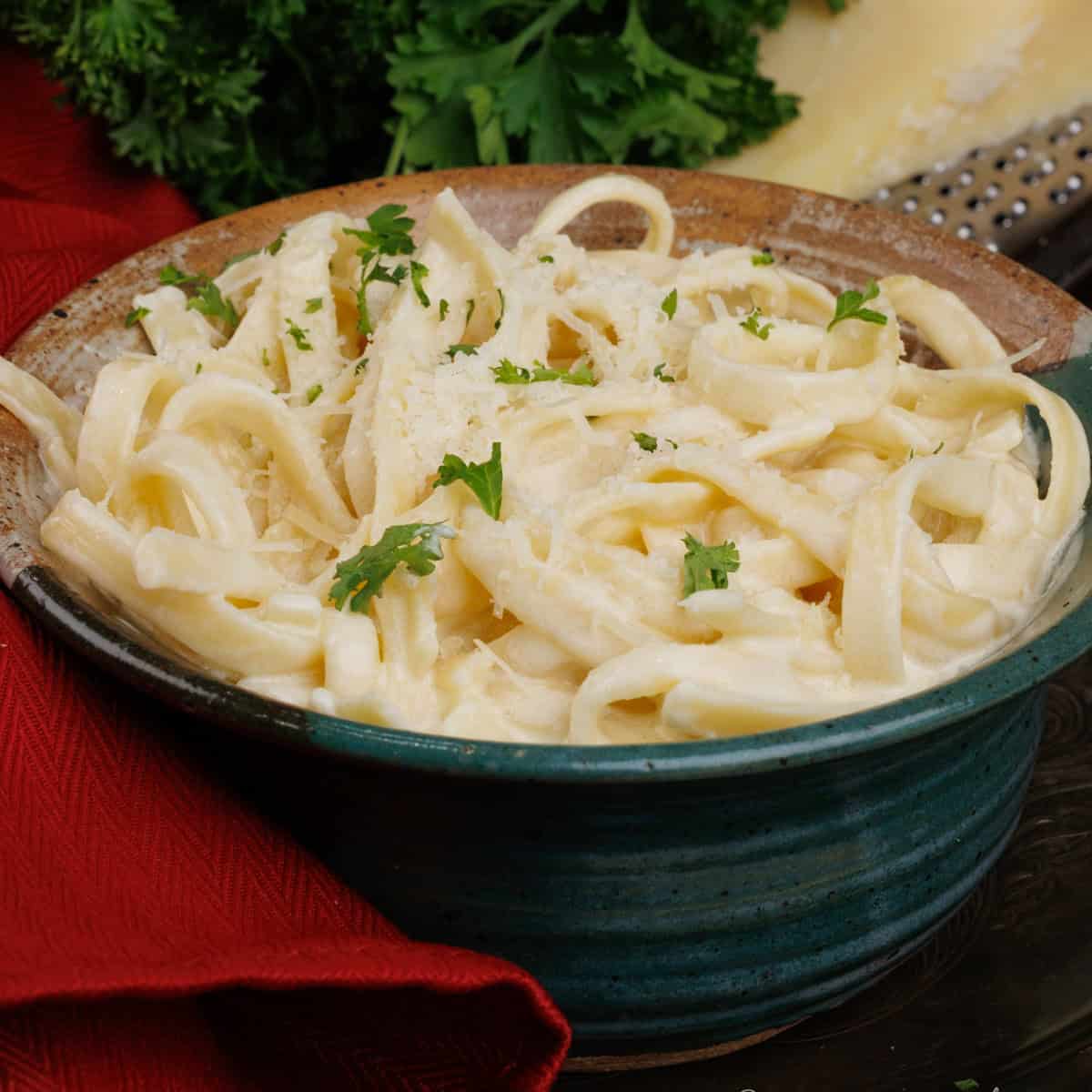Ingredient Fettuccine Alfredo: Restaurant Taste at Home